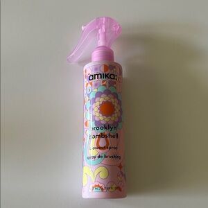 Amika Brooklyn Bombshell Blowout Spray